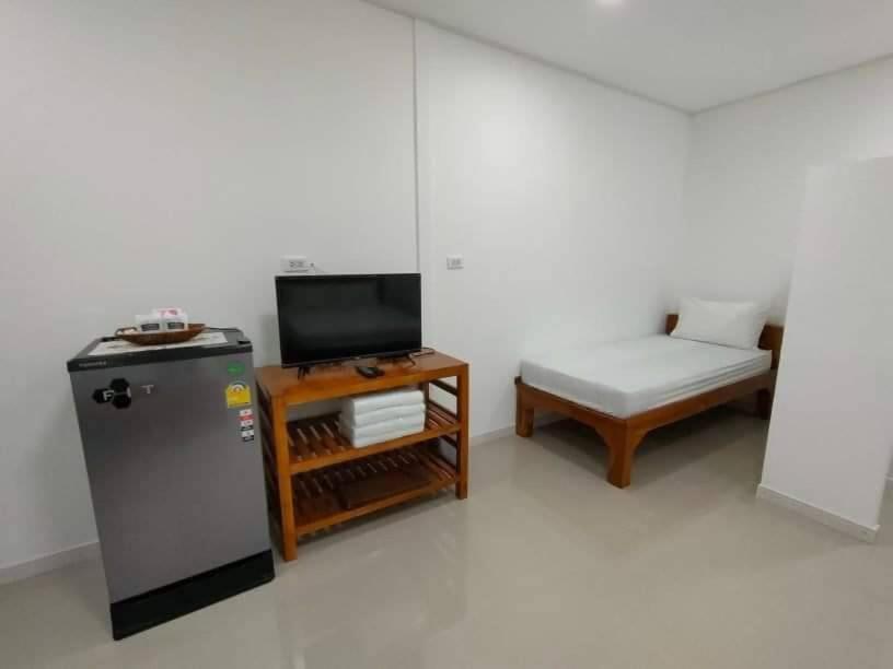 Hotel King Fa House Mae Sot Exterior foto