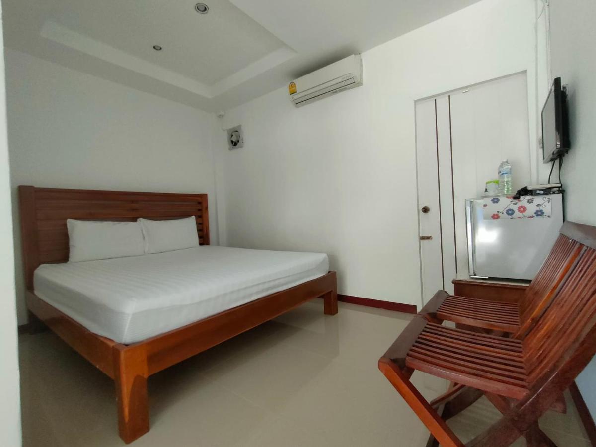 Hotel King Fa House Mae Sot Exterior foto