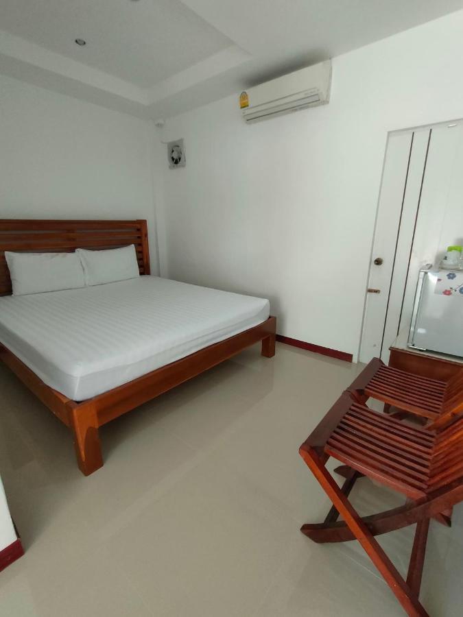 Hotel King Fa House Mae Sot Exterior foto